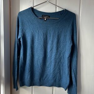 Banana republic wool cashmere blend sweater